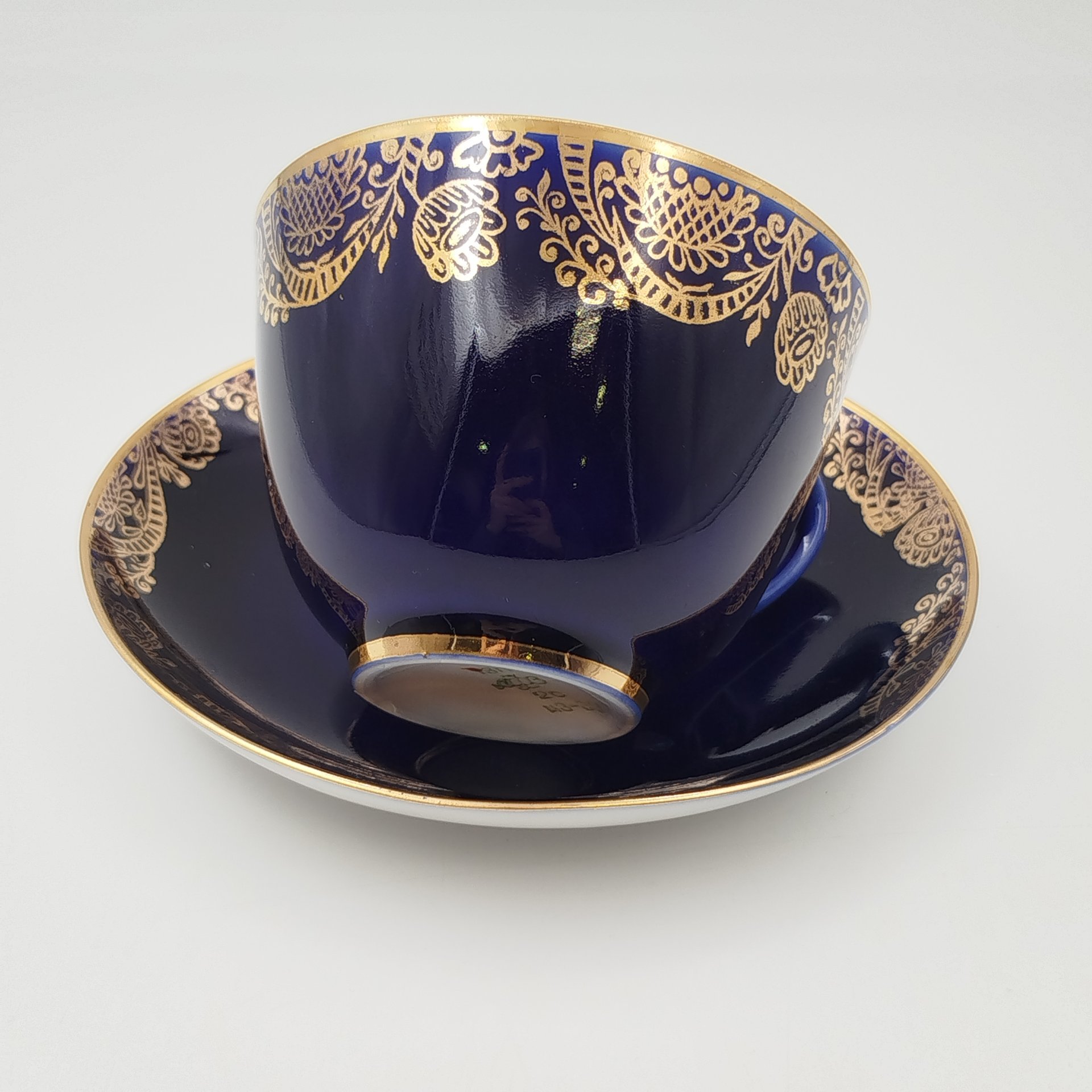 Пара чайная "Золотой фриз", фарфор, крытье кобальтом, Ленинградский фарфоровый завод (ЛФЗ), СССР, 1960-1970 гг.