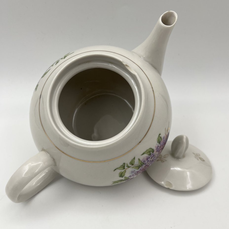 Набор из трех предметов "Сирень" (чайник, молочник и сахарница)