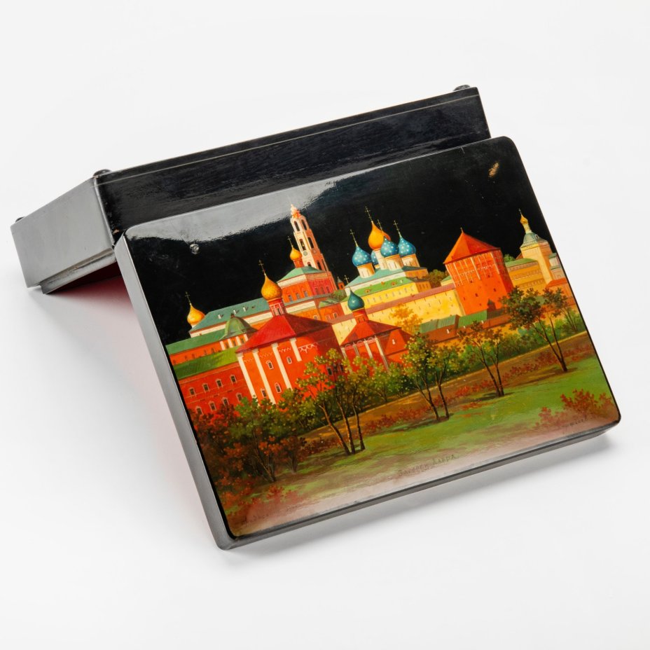 Шкатулка "Троице-Сергиева лавра" (г. Загорск Лавра), автор Парфёнов П., Федоскинская фабрика миниатюрной живописи (Федоскино)