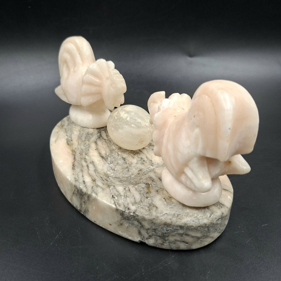 Украшение настольное (мелочница) "Курицы с яйцом", камень