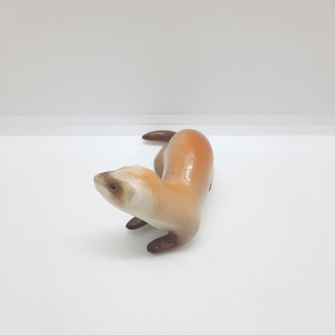 Статуэтка "Хорёк", скульптор М.Ю. Никольская, Императорский фарфоровый завод (ИФЗ)