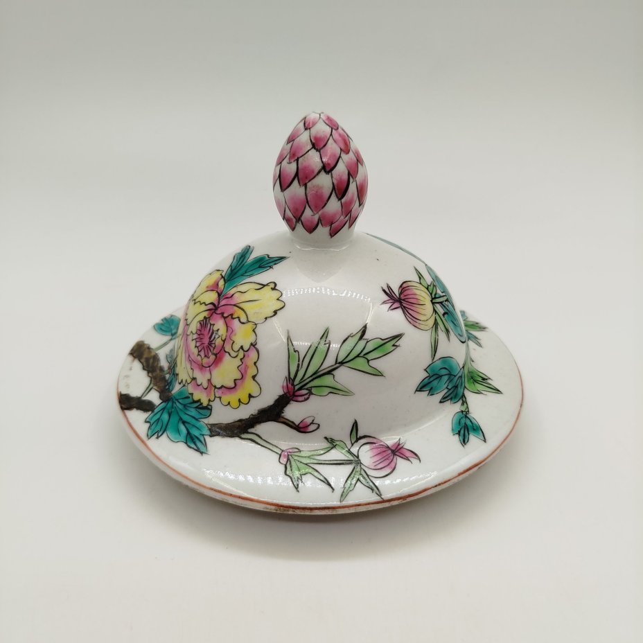 Крышка от вазы с растительным декором, фарфор, роспись, Китай, 1950-1980 гг.