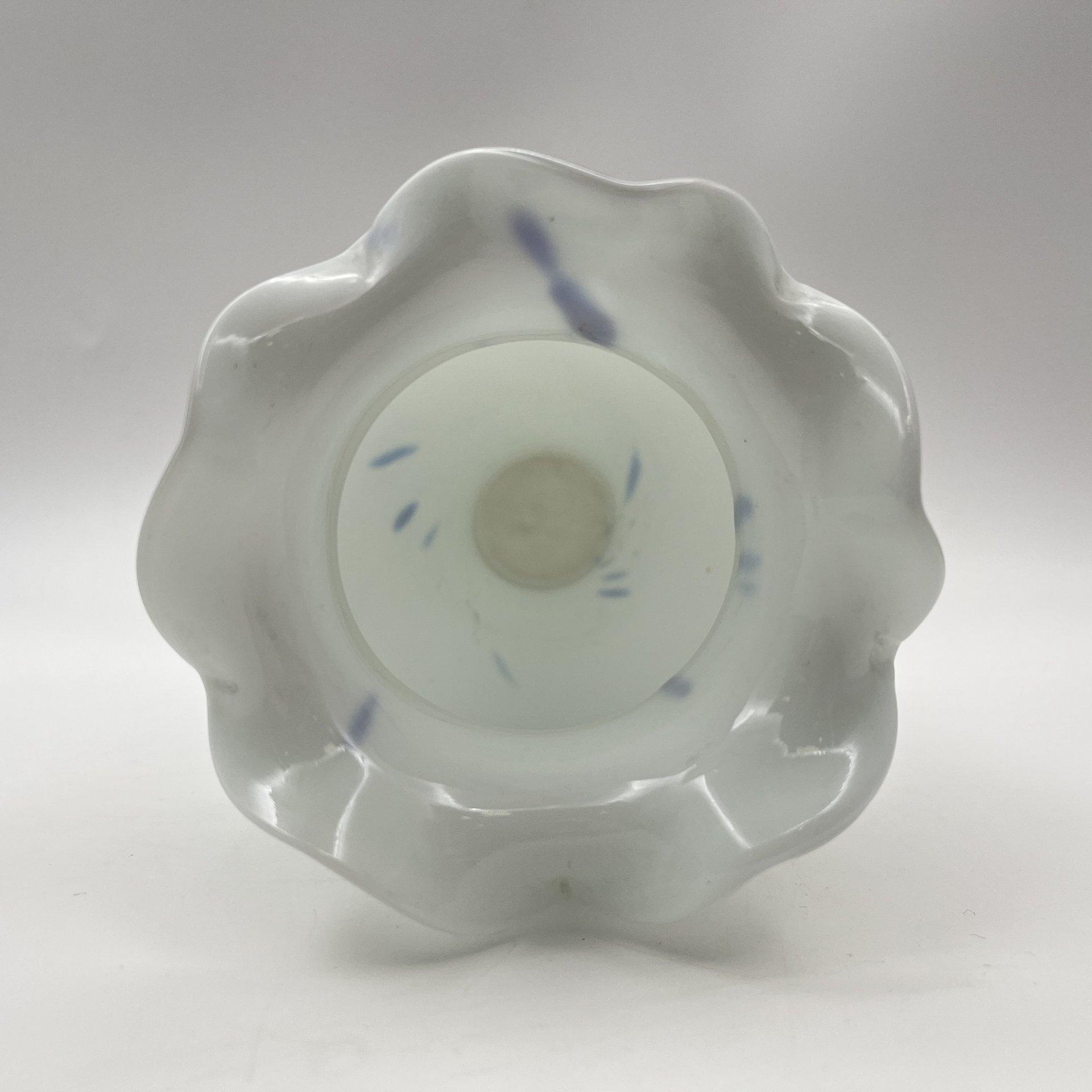 Ваза с фестончатым бортом, стекло, гутная техника, СССР, 1970-1990 гг.