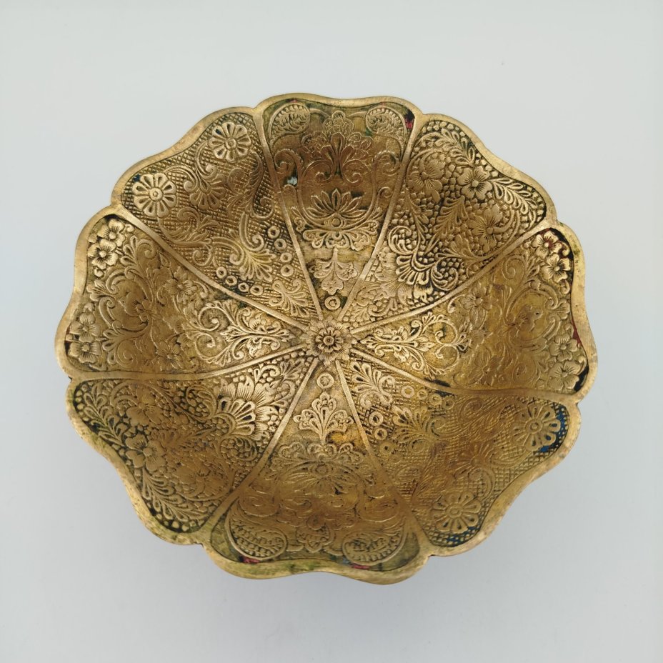 Конфетница на ножке с растительным декором, латунь, Индия, 1970-1990 гг.