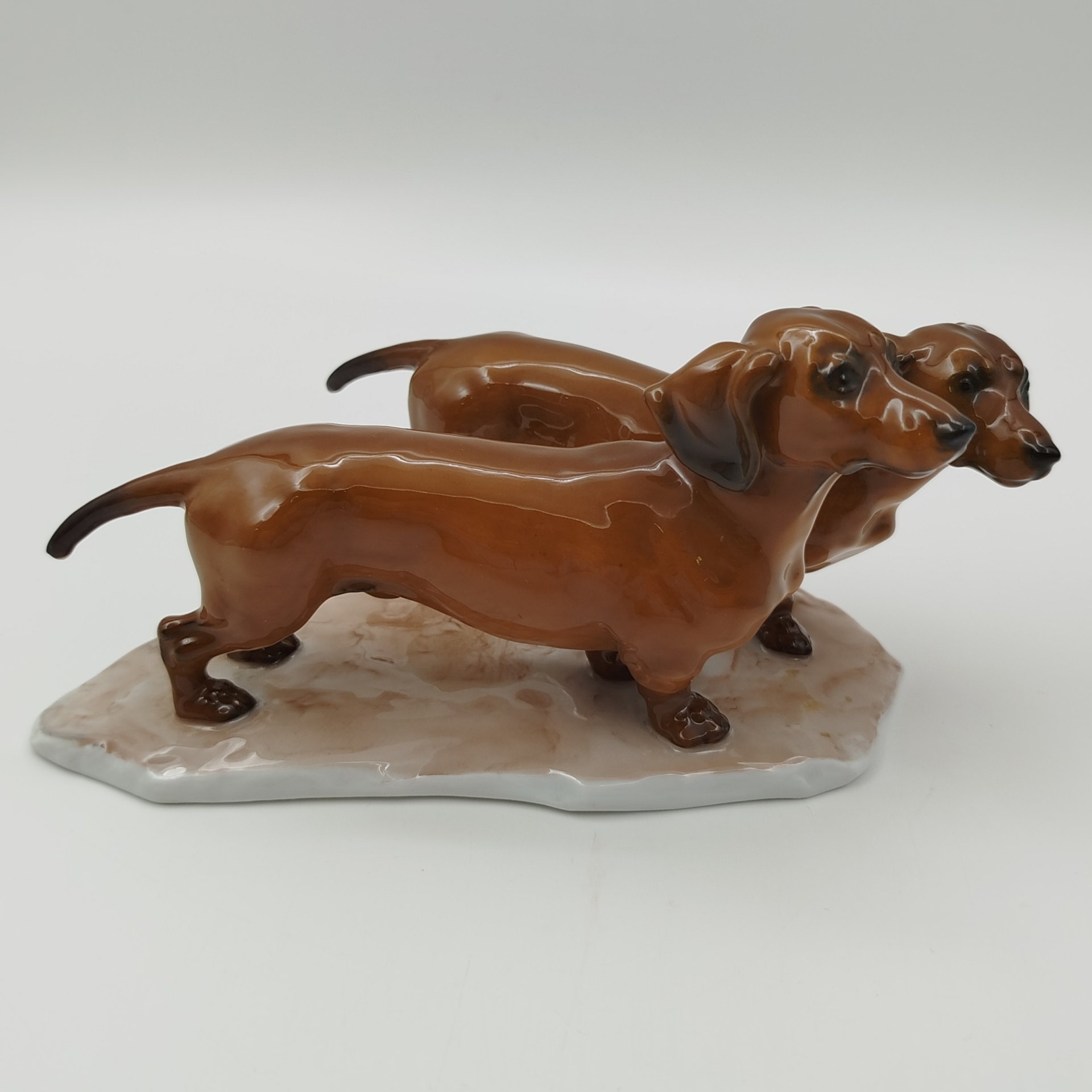 Статуэтка "Таксы", автор F. Heidenreich, фарфор, роспись, Rosenthal (Розенталь), Германия, 1950-1970 гг., Rosenthal (Розенталь)