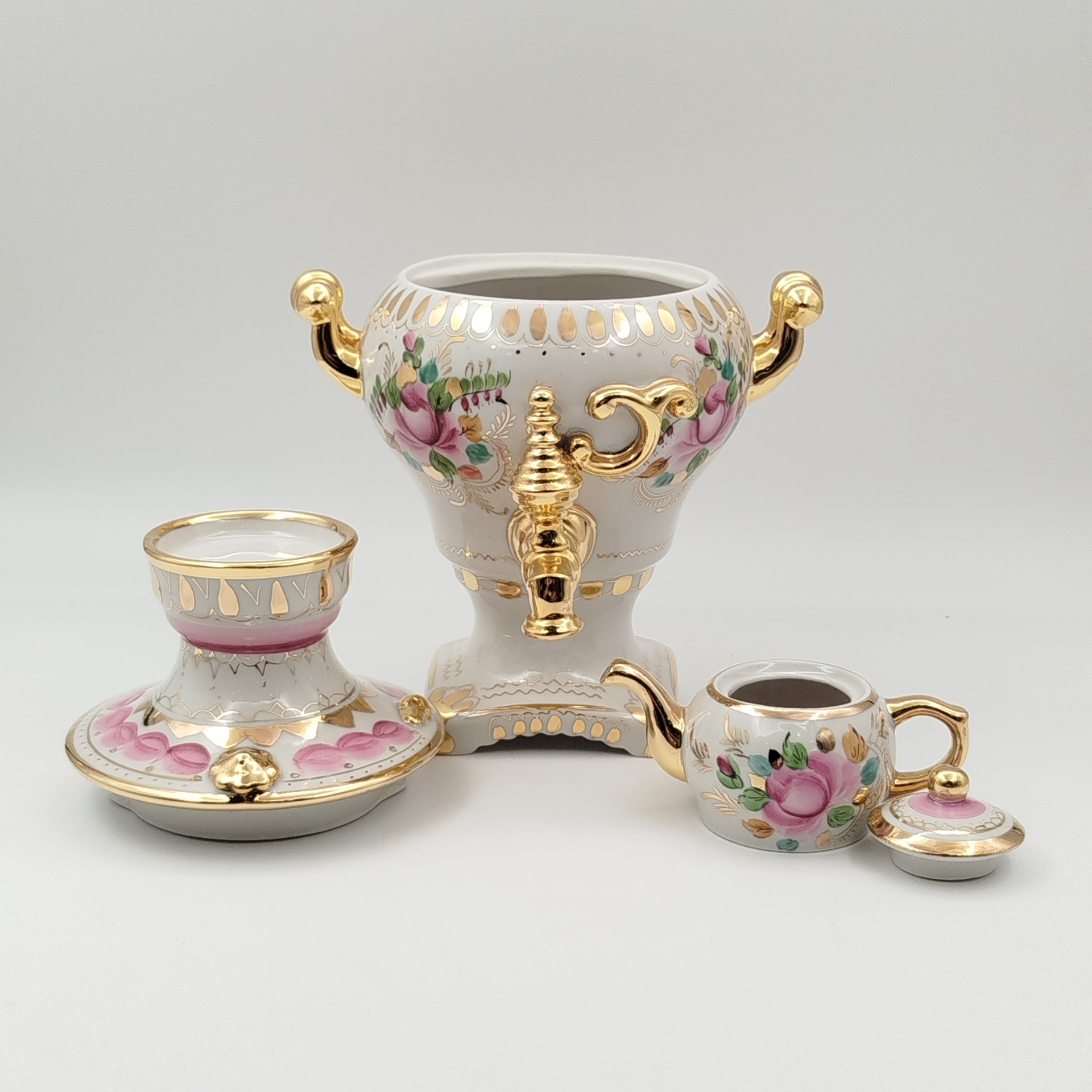 Статуэтка "Самовар с заварочным чайником", фарфор, роспись, золочение, Объединение «Гжель», СССР, 1972-1985 гг.