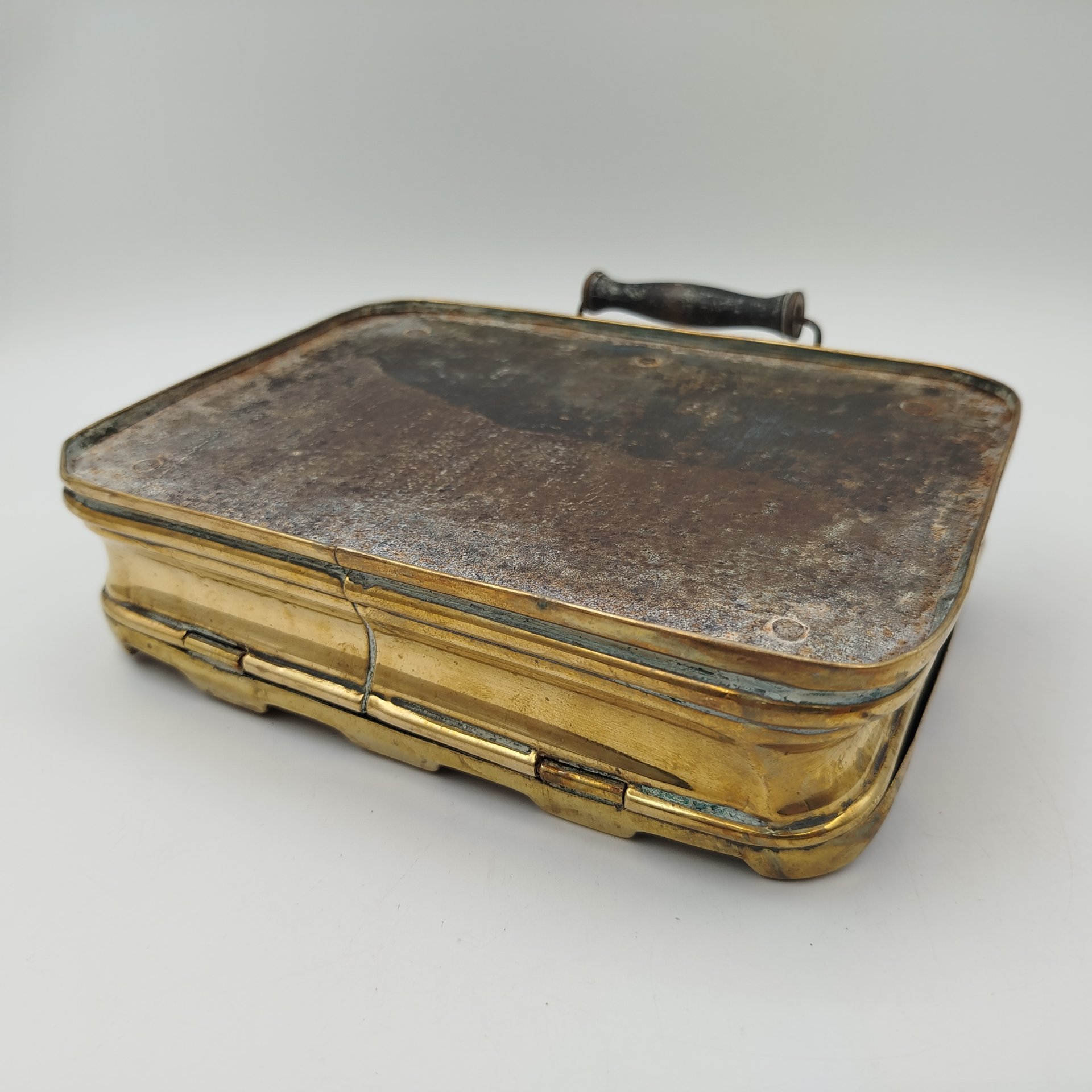 Портативная конфорка (обогреватель), латунь, дерево, Франция, 1890-1910 гг.