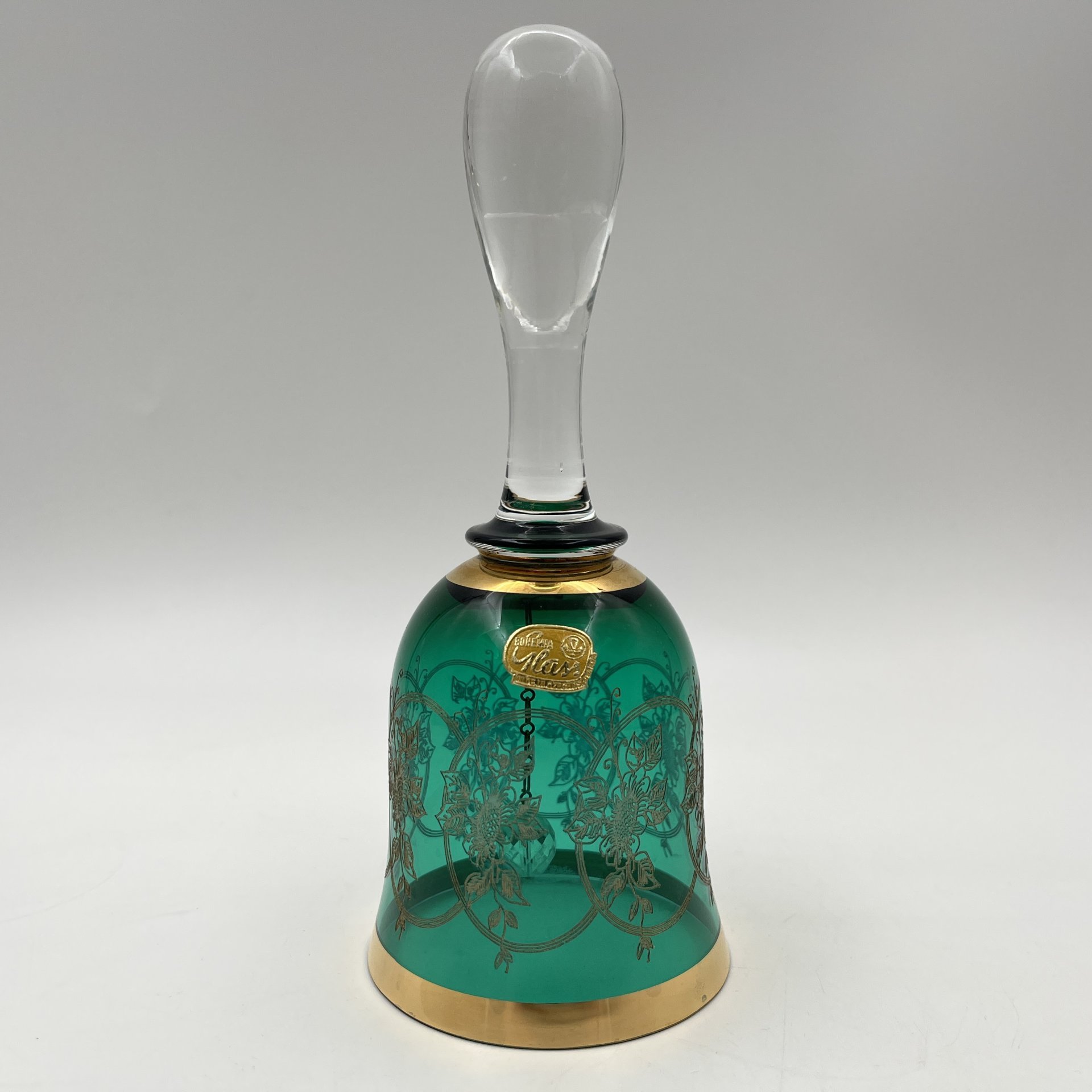 Колокольчик зеленого цвета с узорчатым декором, цветное стекло, золочение, Bohemia Crystal (Bohemia Glass), Чехословакия, 1970-1990 гг.
