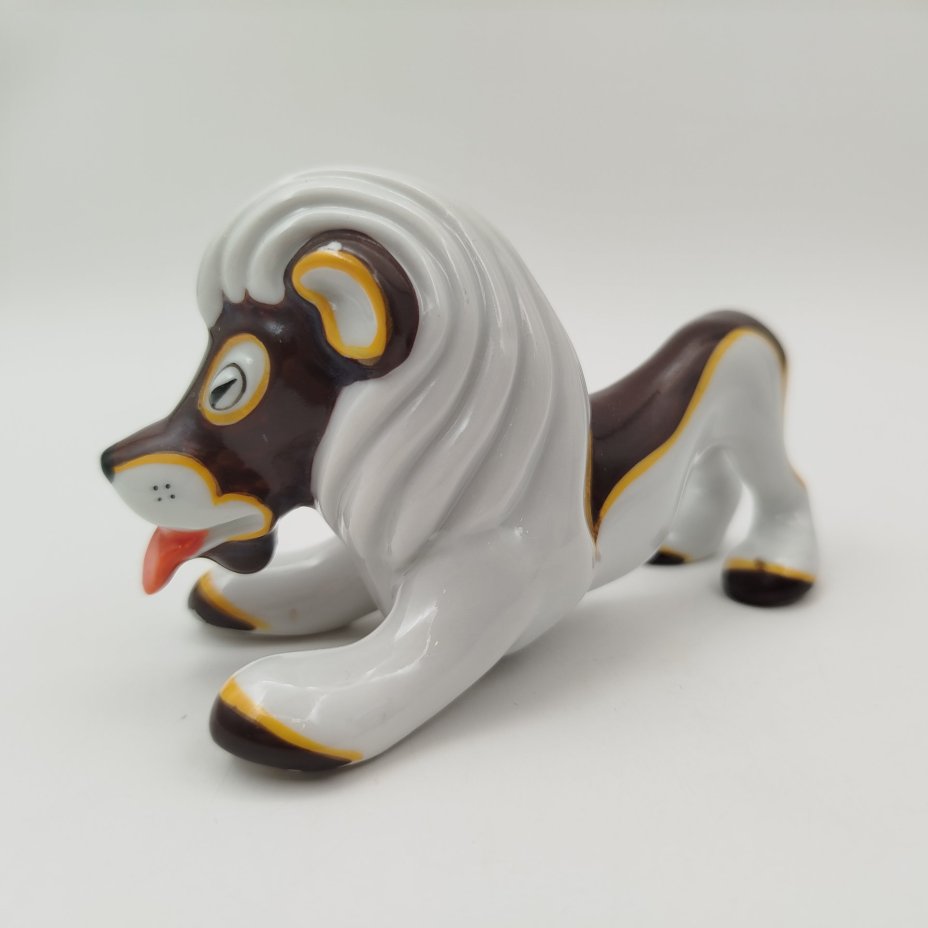 Статуэтка "Лев", фарфор, деколь, Западная Европа, 1960-1990 гг.