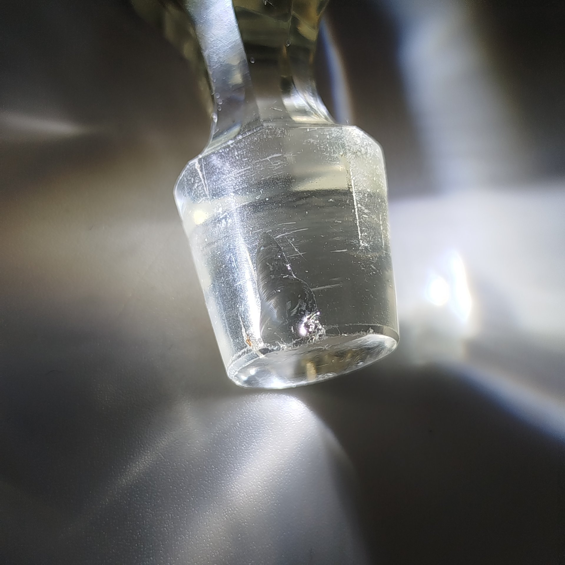 Флакон парфюмерный с рельефным декором (пробка в подборе), хрусталь, алмазная грань, Западная Европа, 1960-1980 гг.