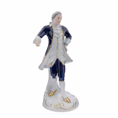 Статуэтка "Кавалер", фарфор, роспись, золочение, "Royal Dux Bohemia", Чехословакия, 2000-2010 гг.