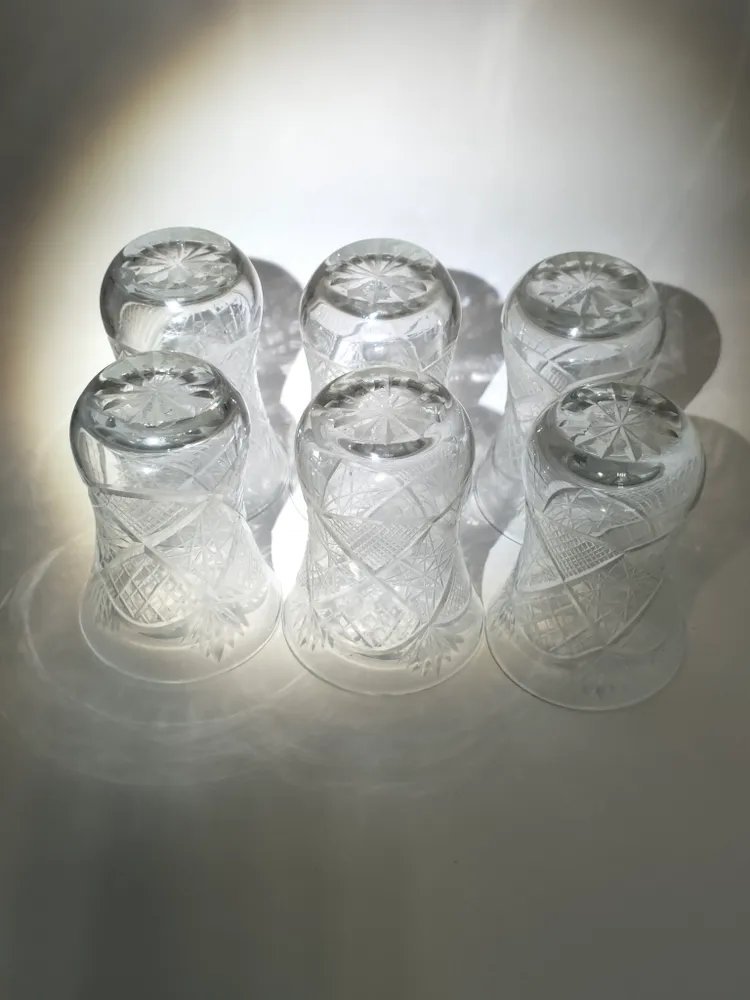 Набор из 6-ти стаканов армуду для чая по-восточному с растительным декором, стекло, резьба, СССР, 1970-1990 гг.
