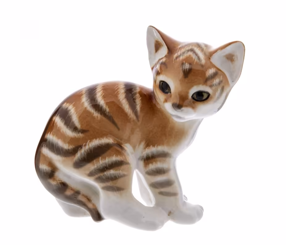 Статуэтка «Котёнок», фарфор, роспись, Ленинградский фарфоровый завод (ЛФЗ), СССР, 1970-1991 гг., Ленинградский фарфоровый завод (ЛФЗ)
