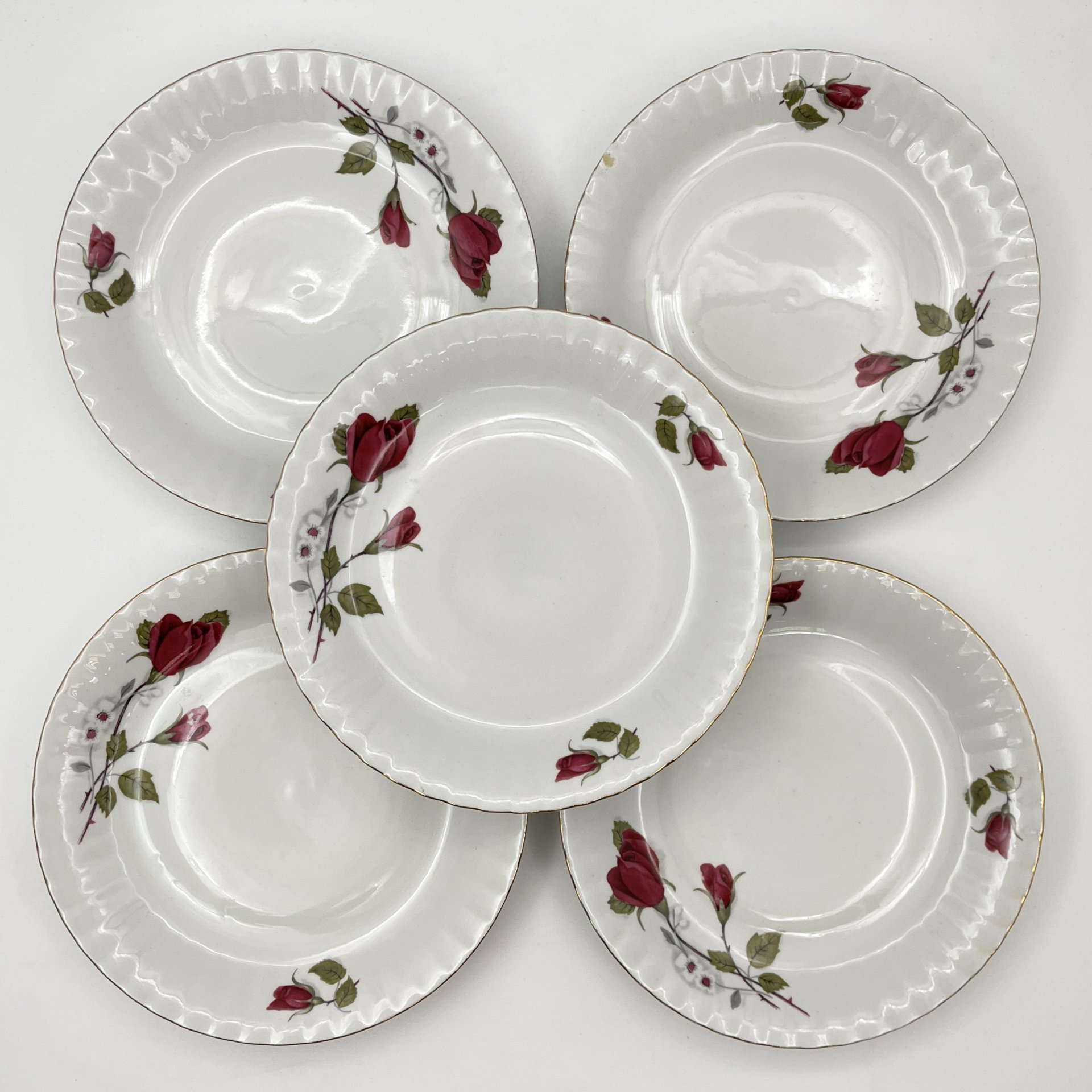 Набор из 10-ти десертных тарелок, украшенных изображением розы