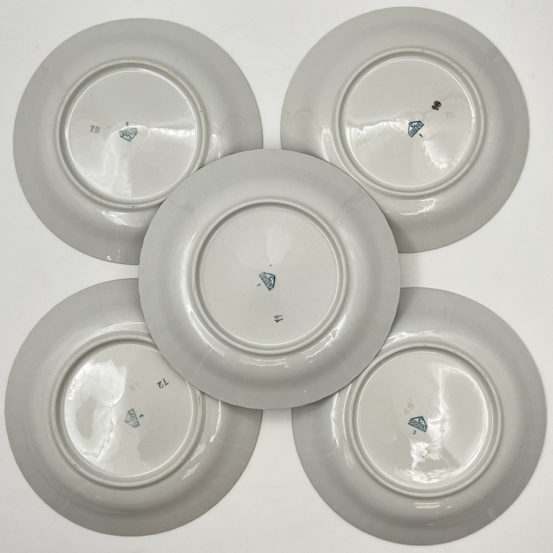 Набор из 10-ти десертных тарелок, украшенных изображением розы