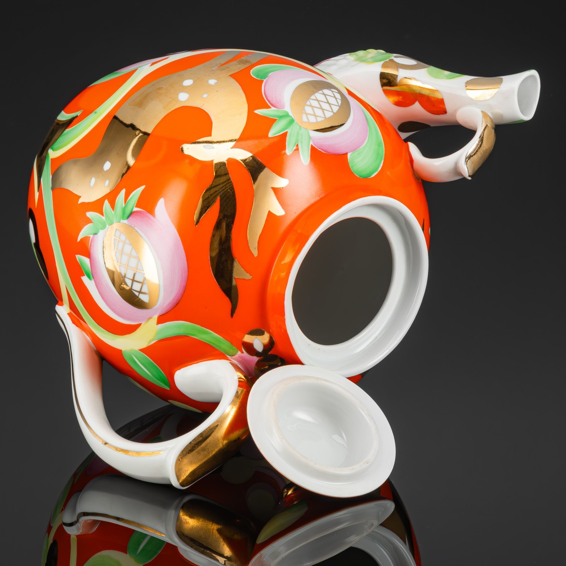 Чайник доливной "Золотой олень", автор П.В. Леонов