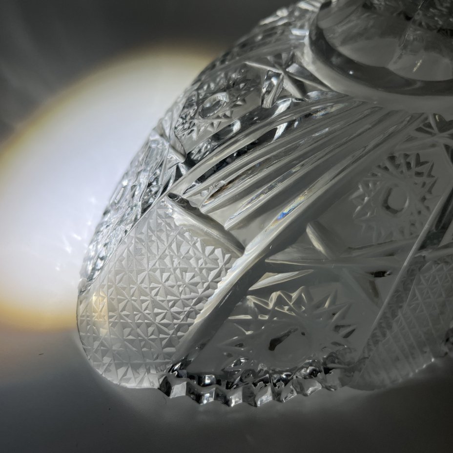 Салатник (фруктовница) с рельефным декором