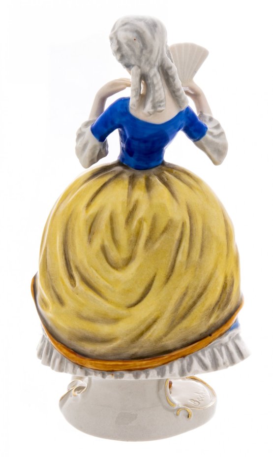Статуэтка "Девушка с веером", фарфор, роспись, мануфактура "Goebel",Германия, 1964-1972 гг.