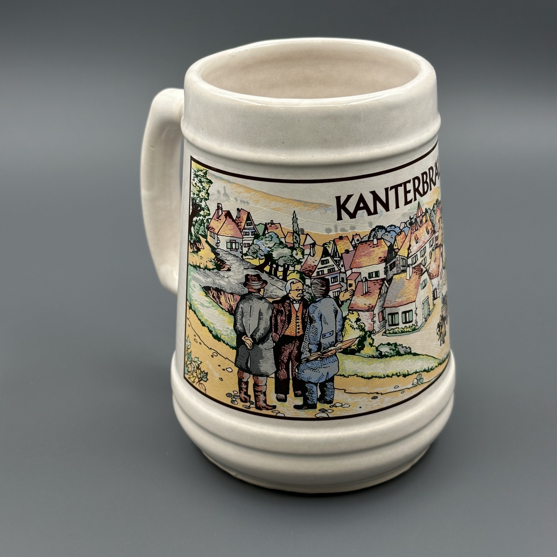 Кружка пивная сувенирная,  украшена изображением городка Kanterbrau, Baudour ceramique