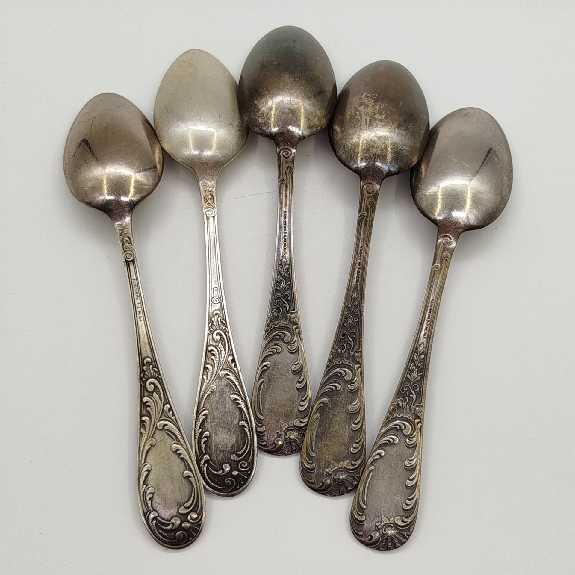 Набор из 5-ти столовых ложек с флоральным декором (в подборе)