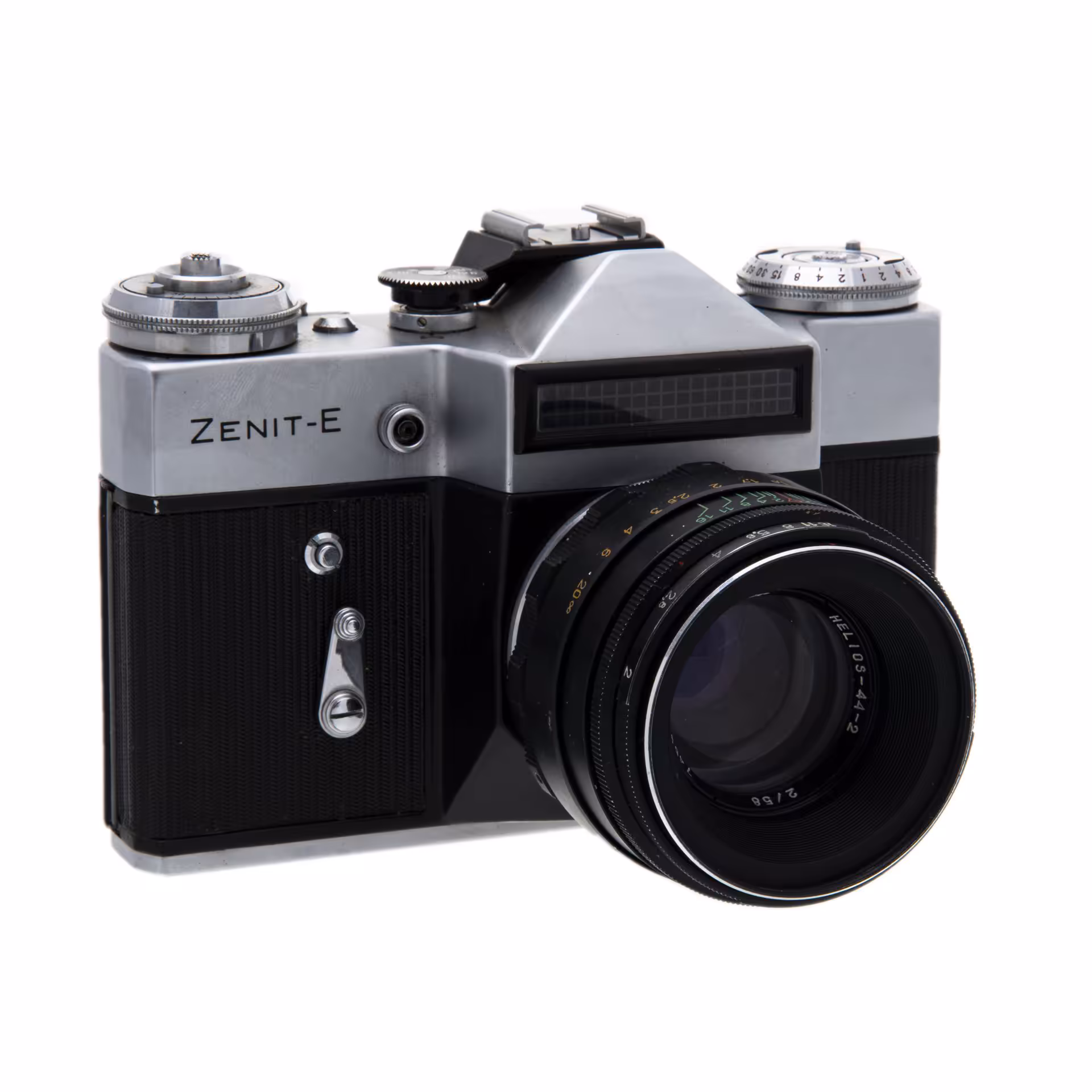 Фотоаппарат "Зенит-Е" с объективом "Гелиос 44" в оригинальном кофре, Красногорский механический завод (КМЗ)