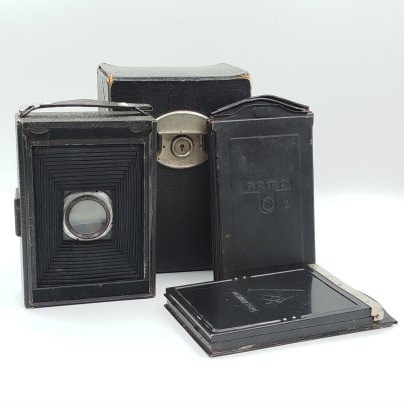 Фотоаппарат пластиночный "Фотокор-1" в оригинальном кофре с пластинами в комплекте, Государственный оптико-механический завод имени ОГПУ (ГОМЗ)