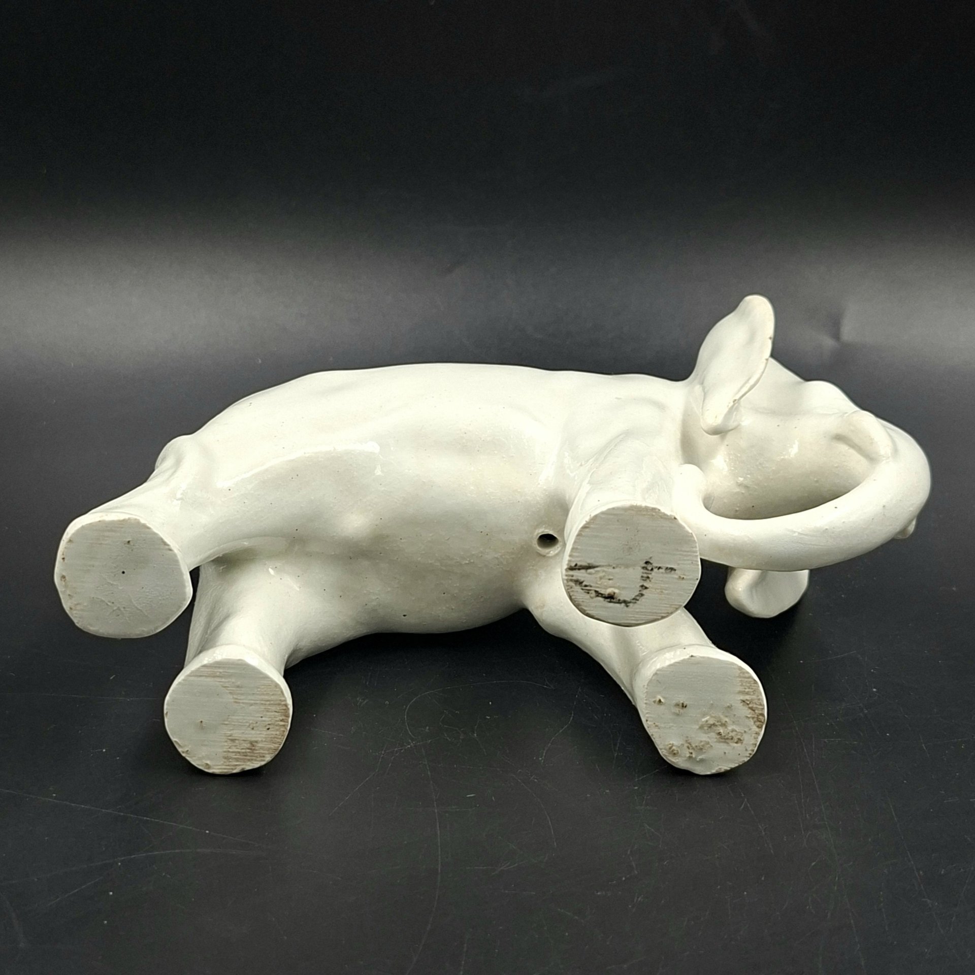 Статуэтка "Слон", фаянс, глазурь, Кировский фаянсовый завод, СССР, 1940-1960 гг.