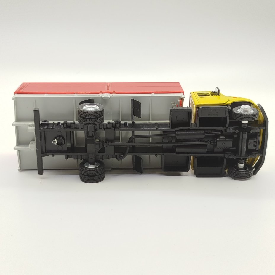 Модель автомобиля "ЗИЛ-131" со съемным тентом, в оригинальной коробке, ОАО "Завод Элекон"