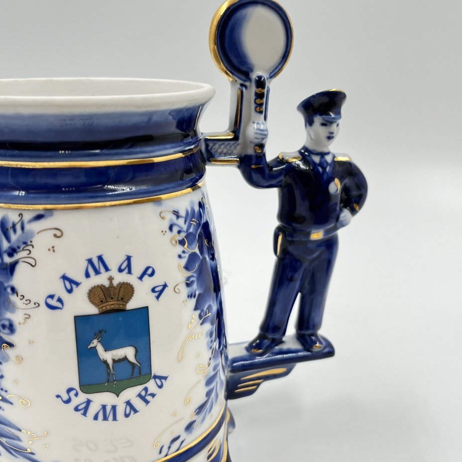 Пивная кружка "Инспектор ДПС" (без крышки), Гжель, авт. В. Егорова
