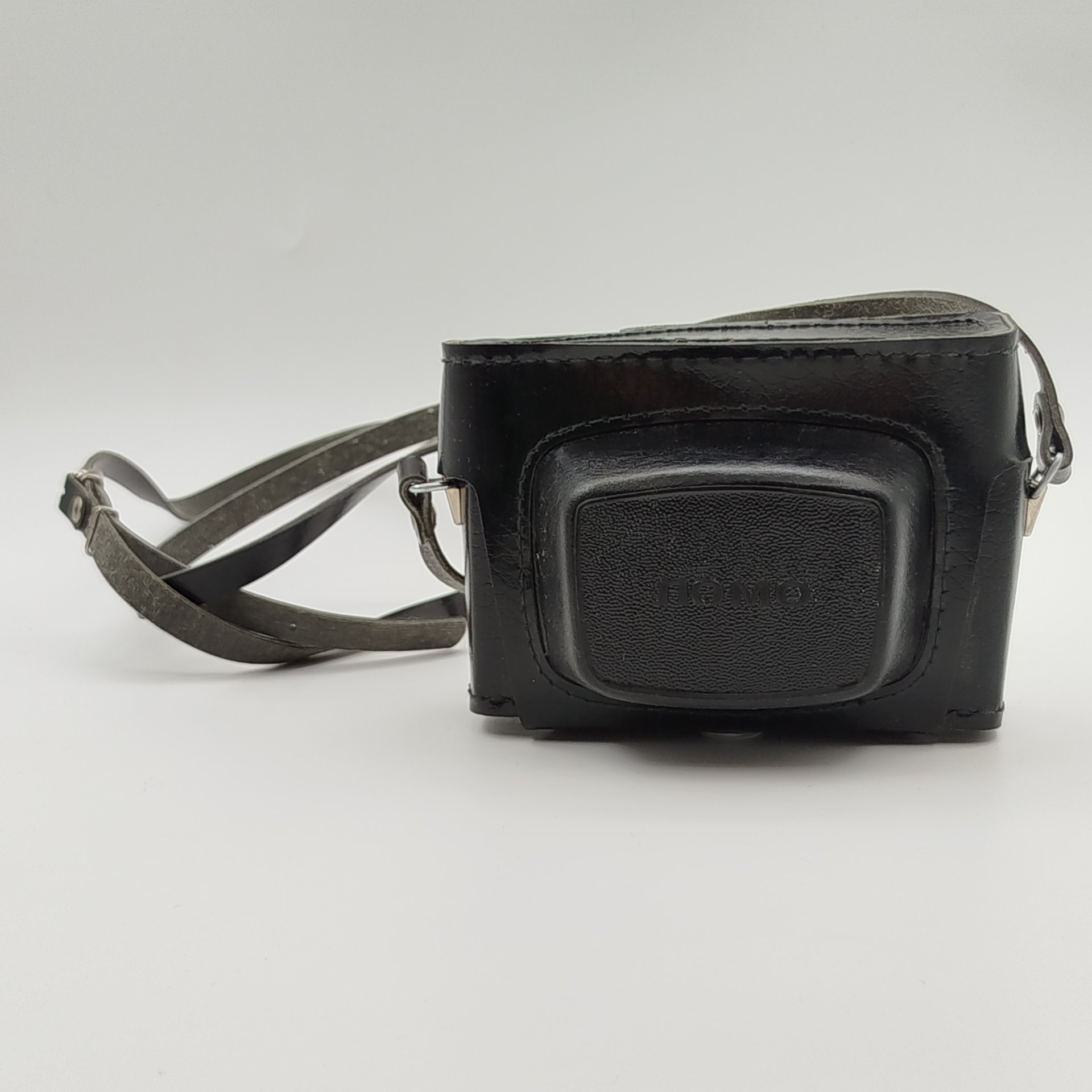Фотоаппарат "Смена-8" в оригинальном кофре, пластик, кожа, стекло, ЛОМО (Ленинградское оптико-механическое объединение), СССР, 1970-1990 гг.