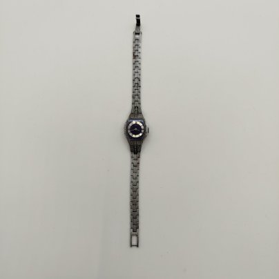 Часы наручные женские, металл, стекло, Завод «Луч», с. Новоселки, Беларусь, 1991-2000 гг.