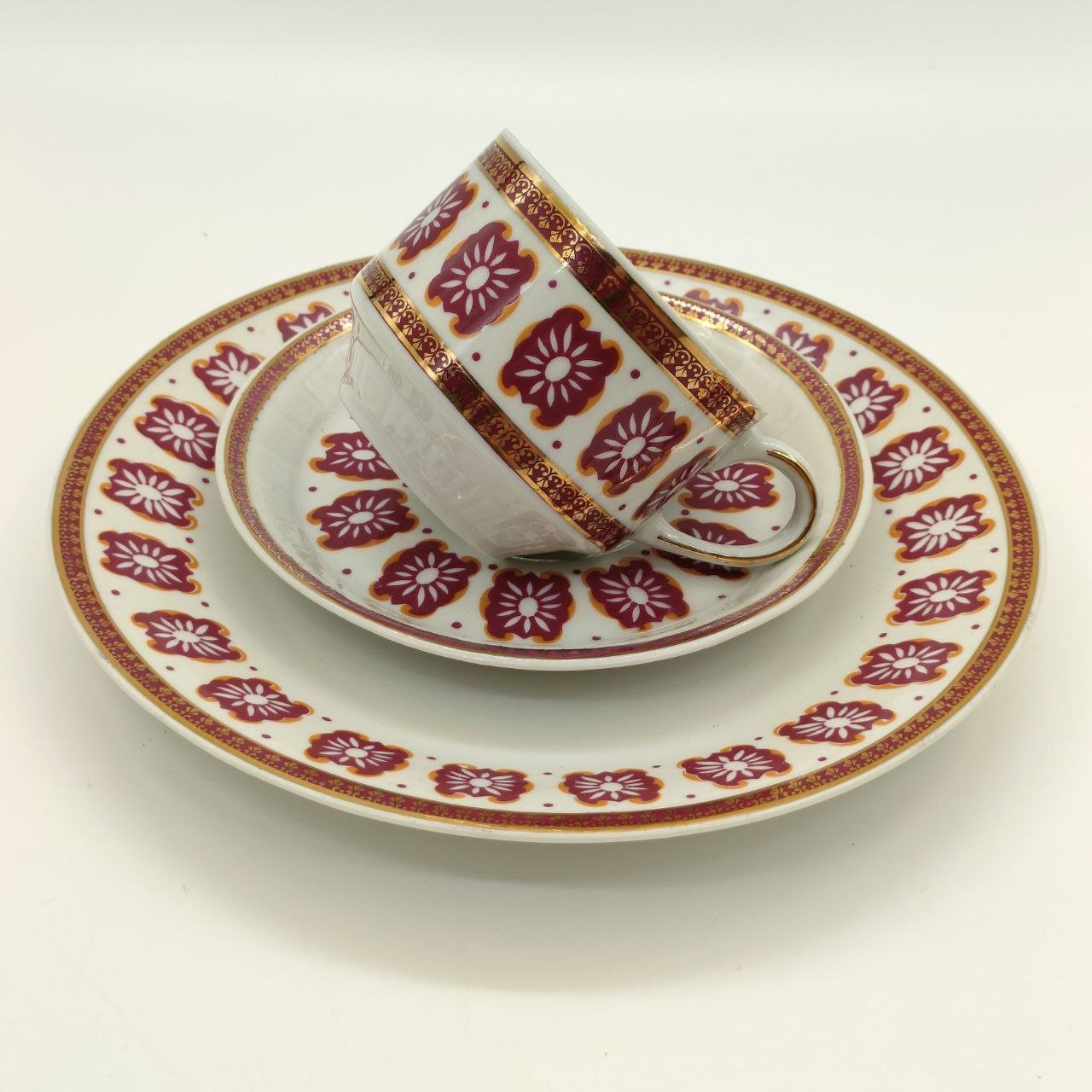 Трио кофейное с цветочным декором, фарфор, деколь, золочение, Cmielow, Польша, 1950-1970 гг.