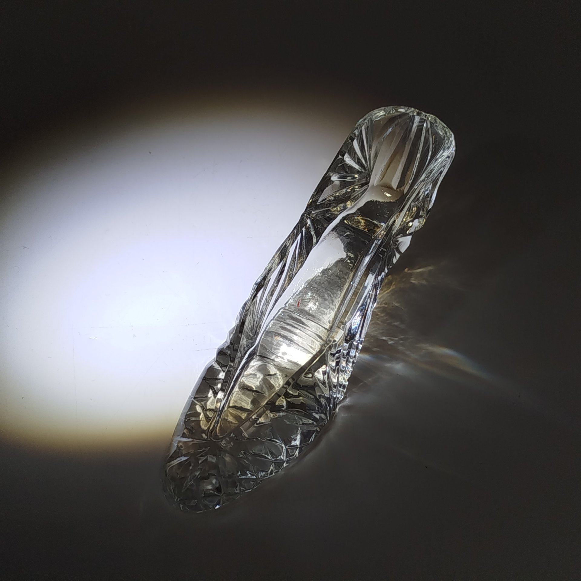 Статуэтка "Туфелька", стекло, алмазная грань, СССР, 1970-1990 гг.