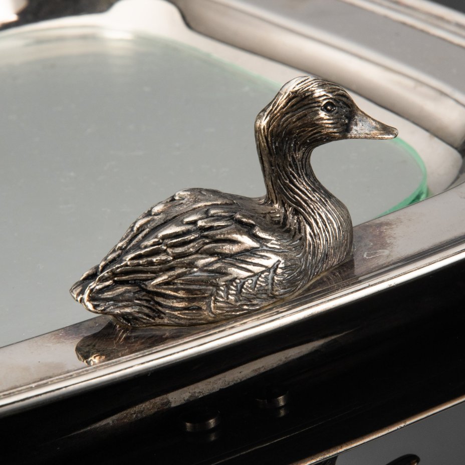 Сервировочный набор  для подачи фуа-гра  украшенный фигурой утки