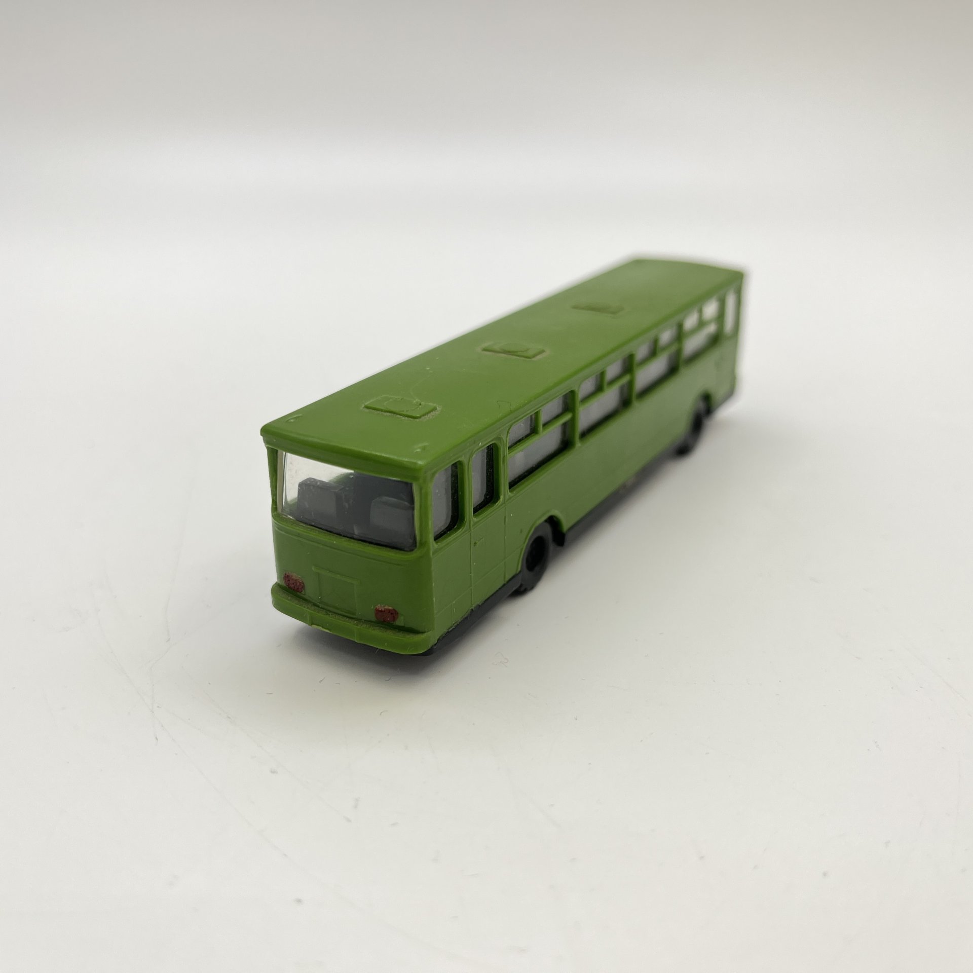 Модель масштабная "Туристический автобус Икарус"  (масштаб 1:120), пластик, металл, MK Modelle, ГДР, 1970-1990 гг.