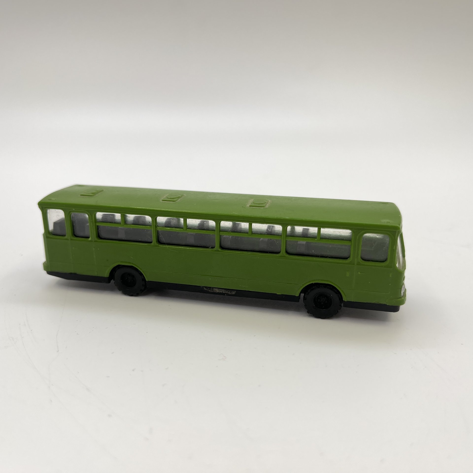 Модель масштабная "Туристический автобус Икарус"  (масштаб 1:120), MK Modelle