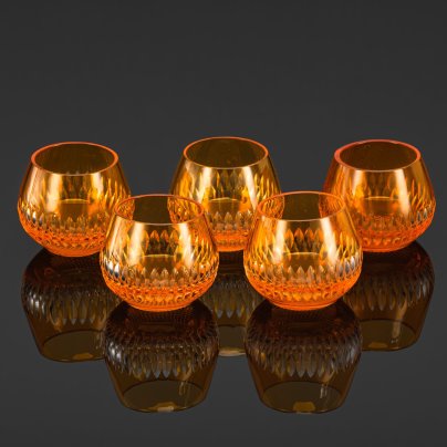 Набор стопок янтарного оттенка с резным геометрическим орнаментом на 5 персон, стекло, резьба, Германия, 1950-1970 гг.