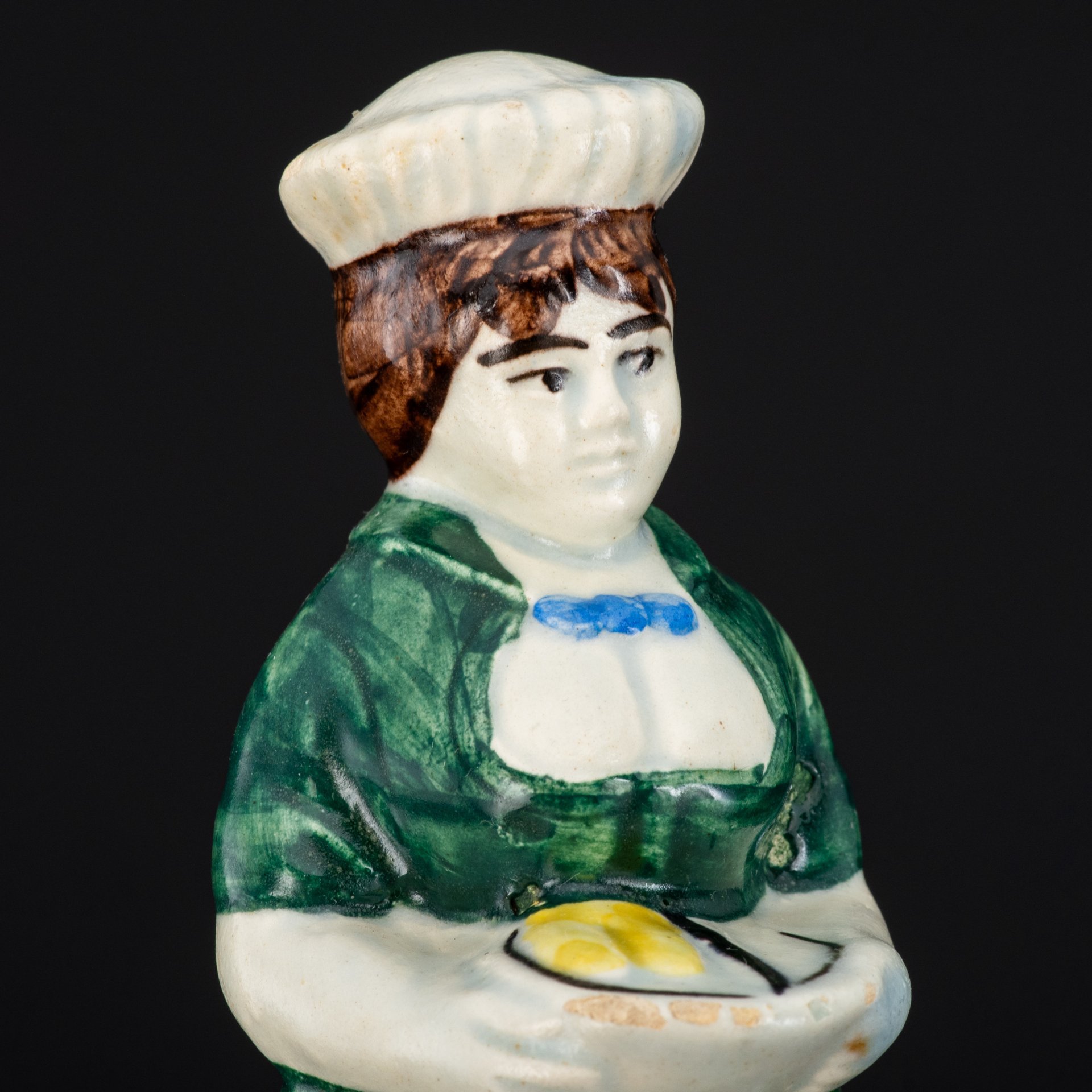 Спичечница "Пьяница", фаянс, роспись, Россия, 1910-1930 гг.