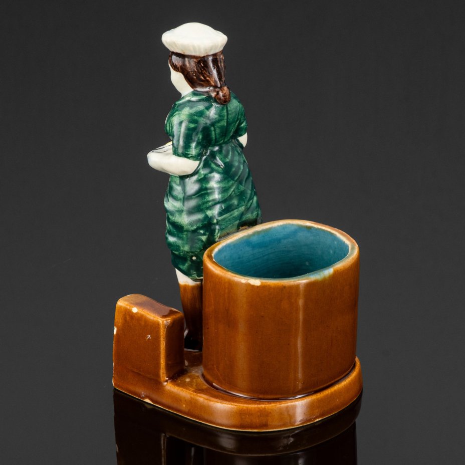 Спичечница "Пьяница", фаянс, роспись, Россия, 1910-1930 гг.