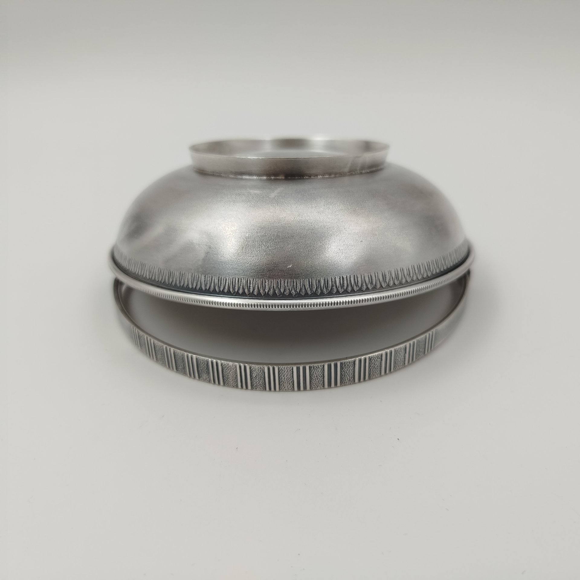 Орешница (конфетница) с ручкой, мельхиор (медь-никель), СССР, 1970-1990 гг.