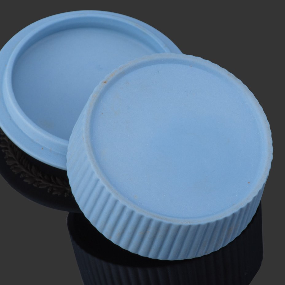 Шкатулка миниатюрная с античным сюжетом, Wedgwood