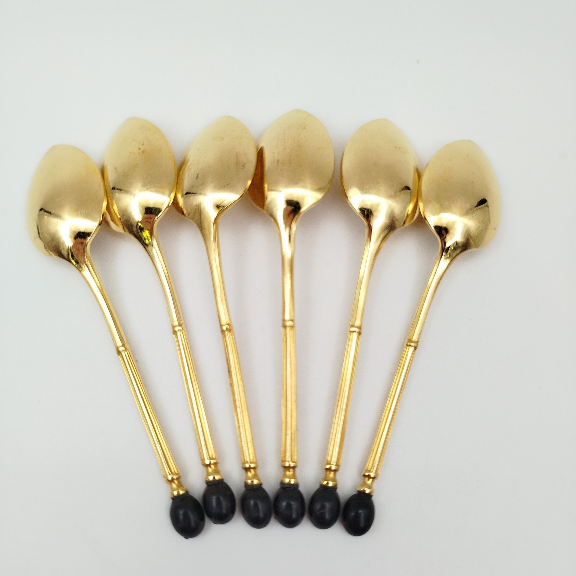 Набор из шести кофейных ложек  "Кофейное зернышко"