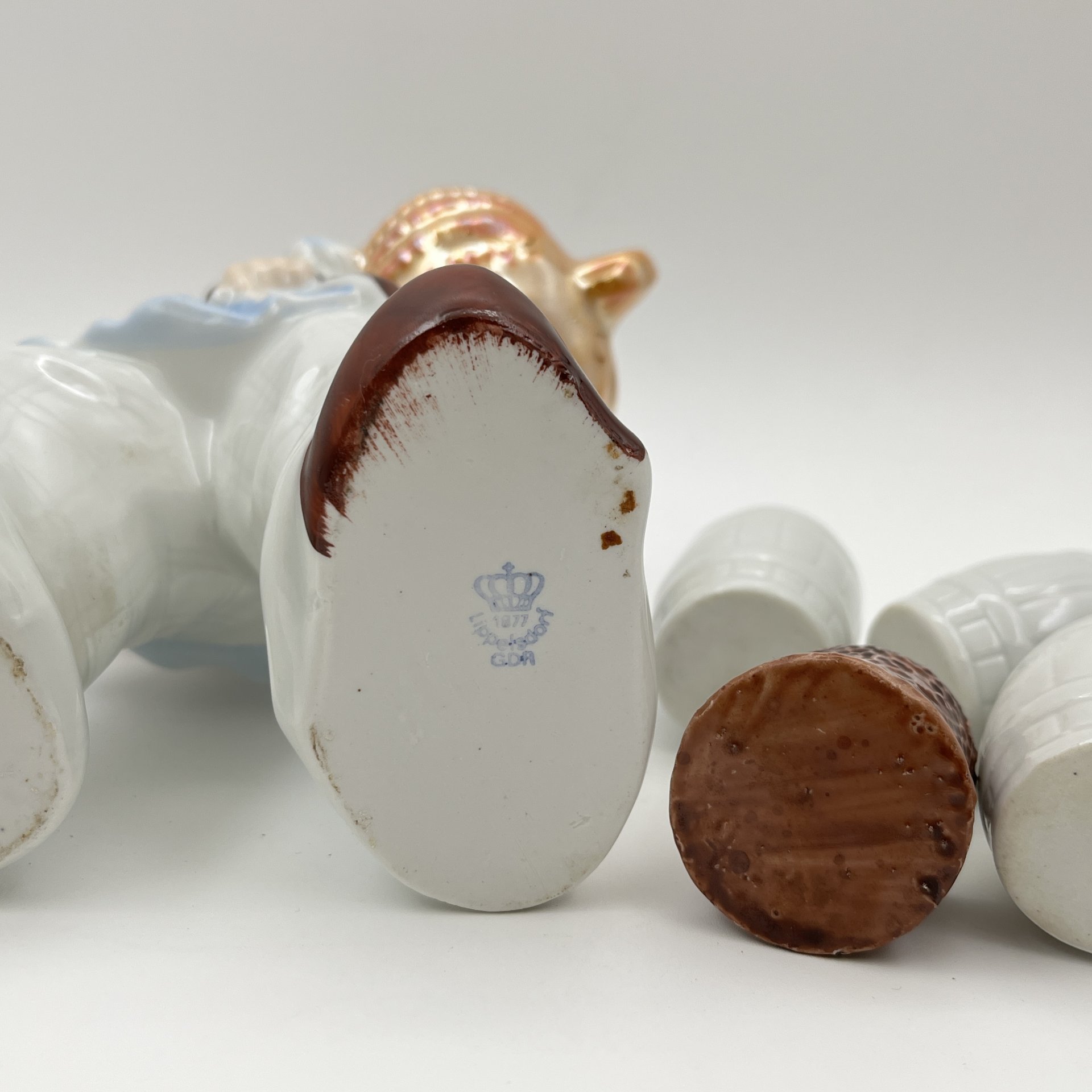 Штоф "Продавец гусей", фарфор, роспись, люстр, VEB Porzellanfiguren Lippelsdorf (Липпельсдорф), ГДР, 1974-1990 гг.