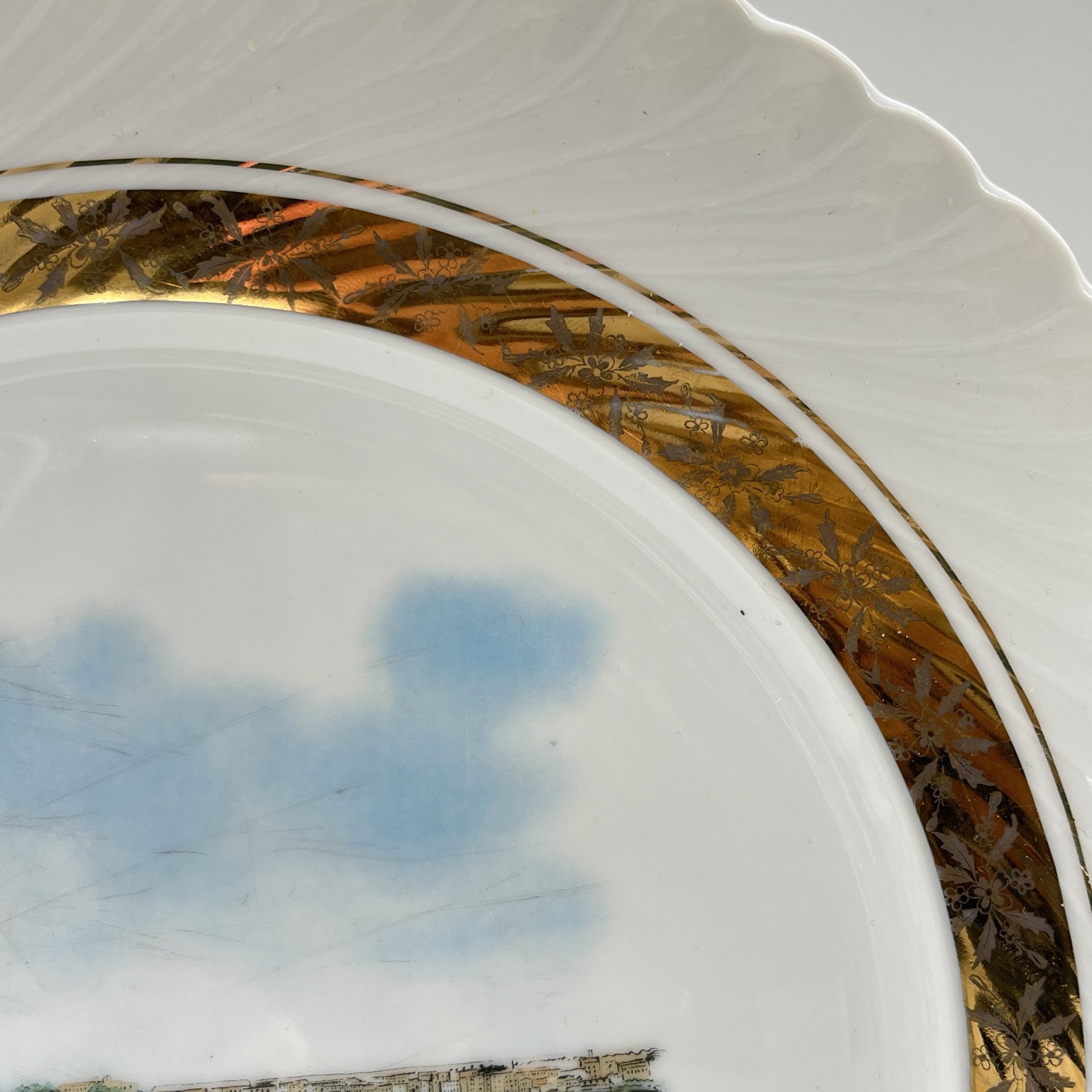 Блюдо сервировочное "Греческий театр в Сиракузе", фарфор, деколь, золочение, Германия, 1970-2000 гг.