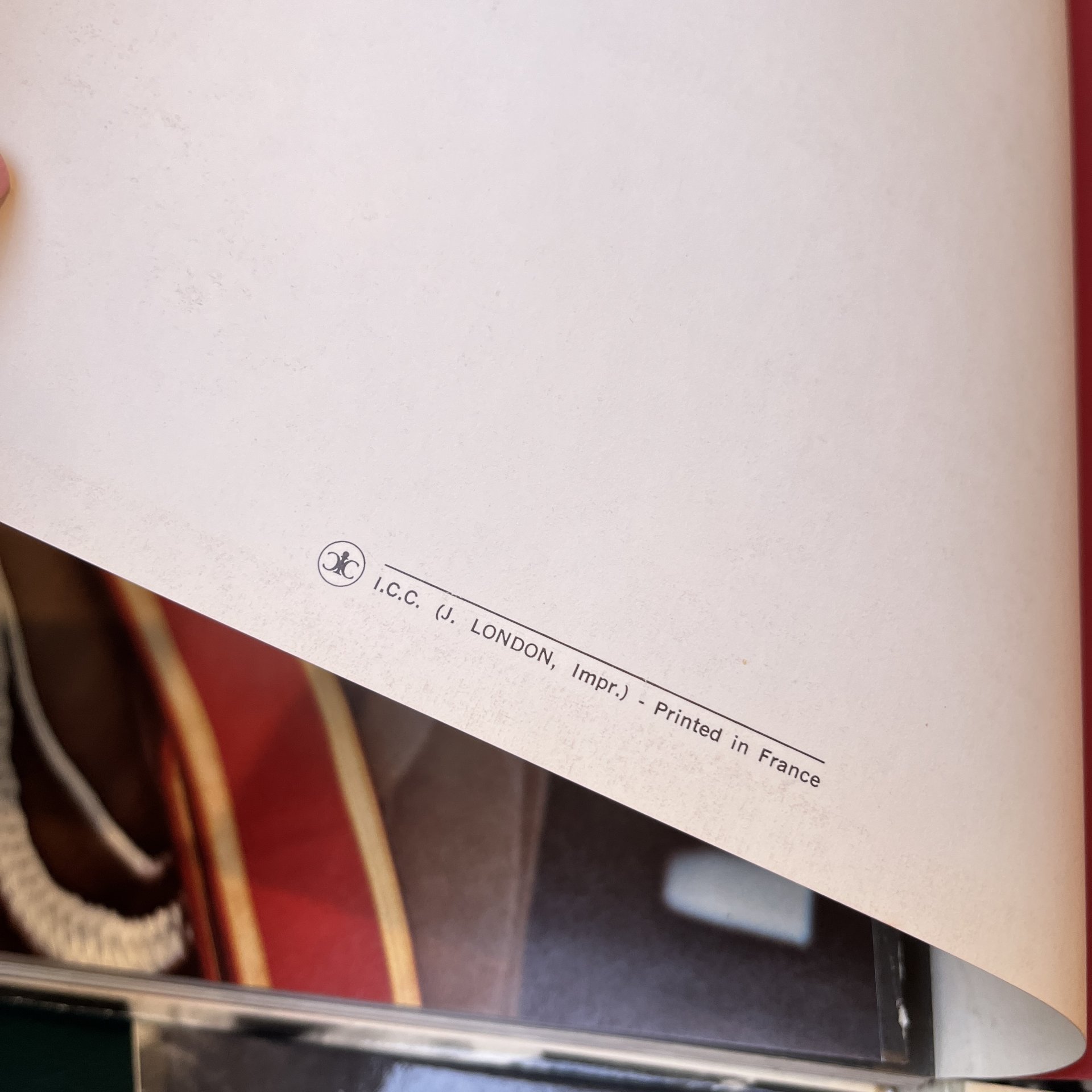 Два экземпляра книги "Победа. The Victory. La Victoire", бумага, печать, Франция, 1975-1985 гг.