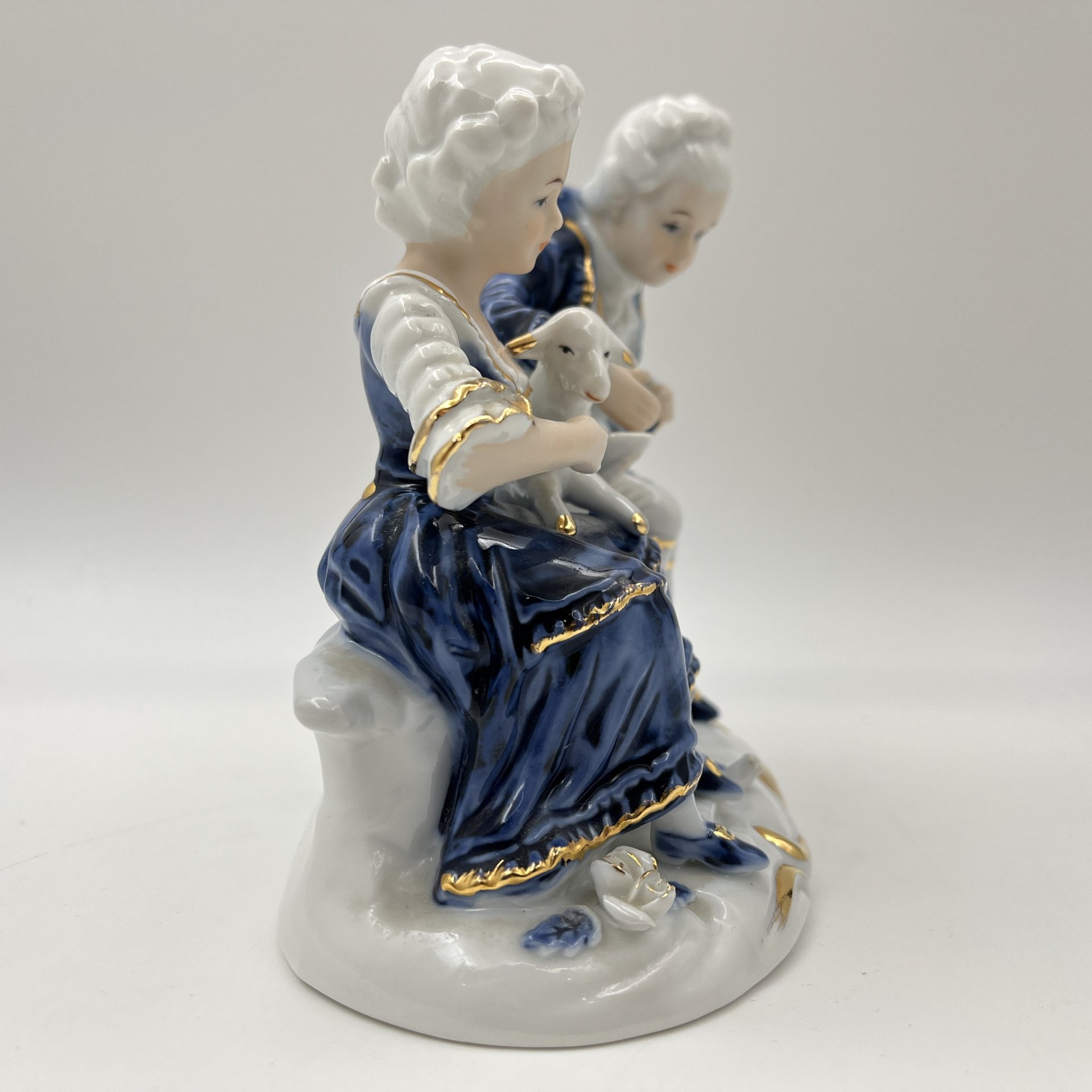 Статуэтка  "Галантная сцена" ("Дети"), CDC Rococo Collection