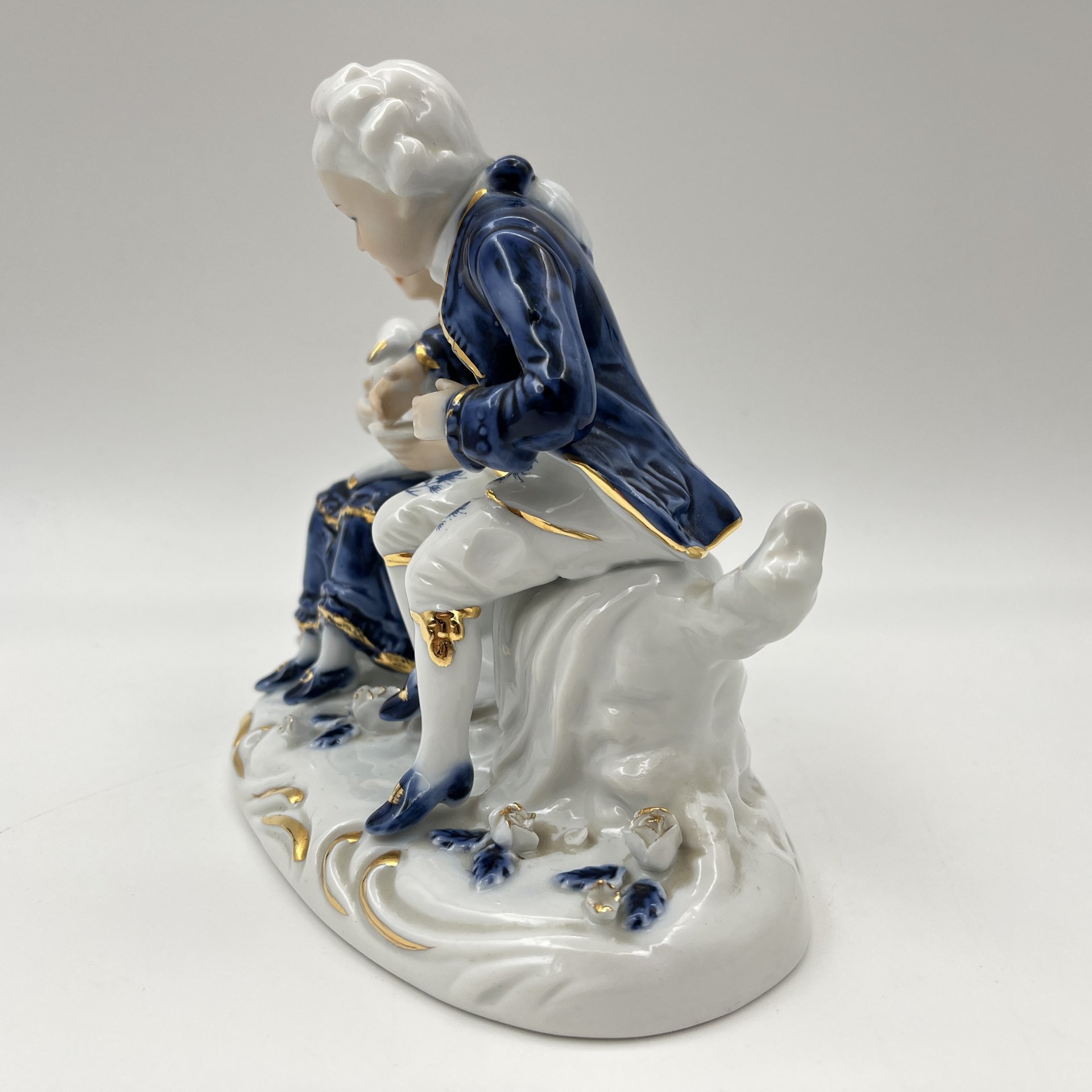 Статуэтка  "Галантная сцена" ("Дети"), CDC Rococo Collection