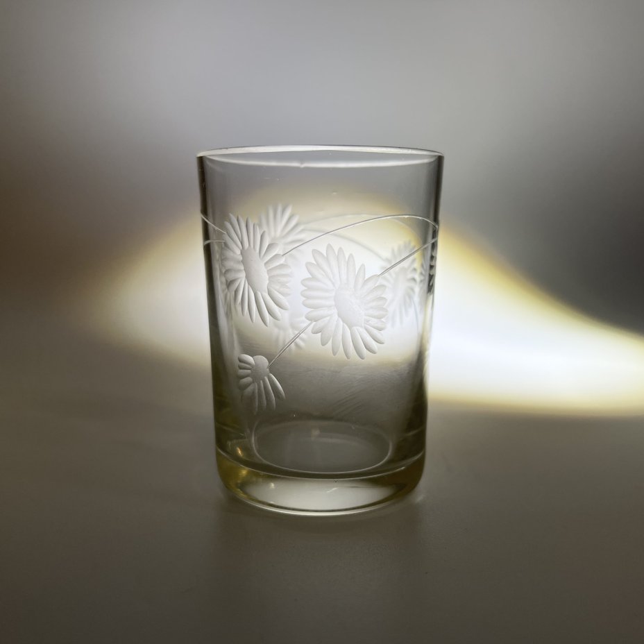 Стопка, украшенная цветочным декором, стекло, СССР, 1920-1930 гг.