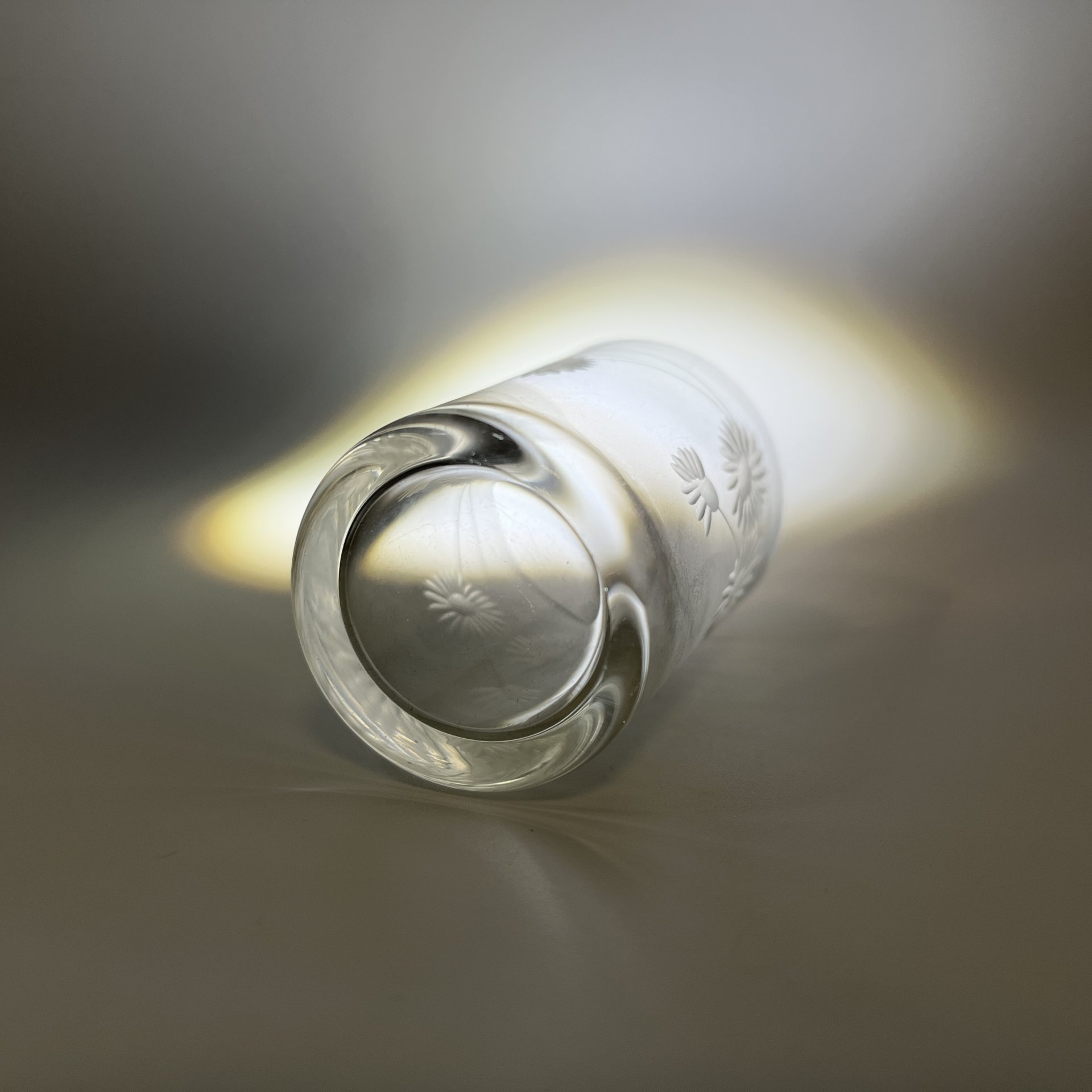 Стопка, украшенная цветочным декором, стекло, СССР, 1920-1930 гг.