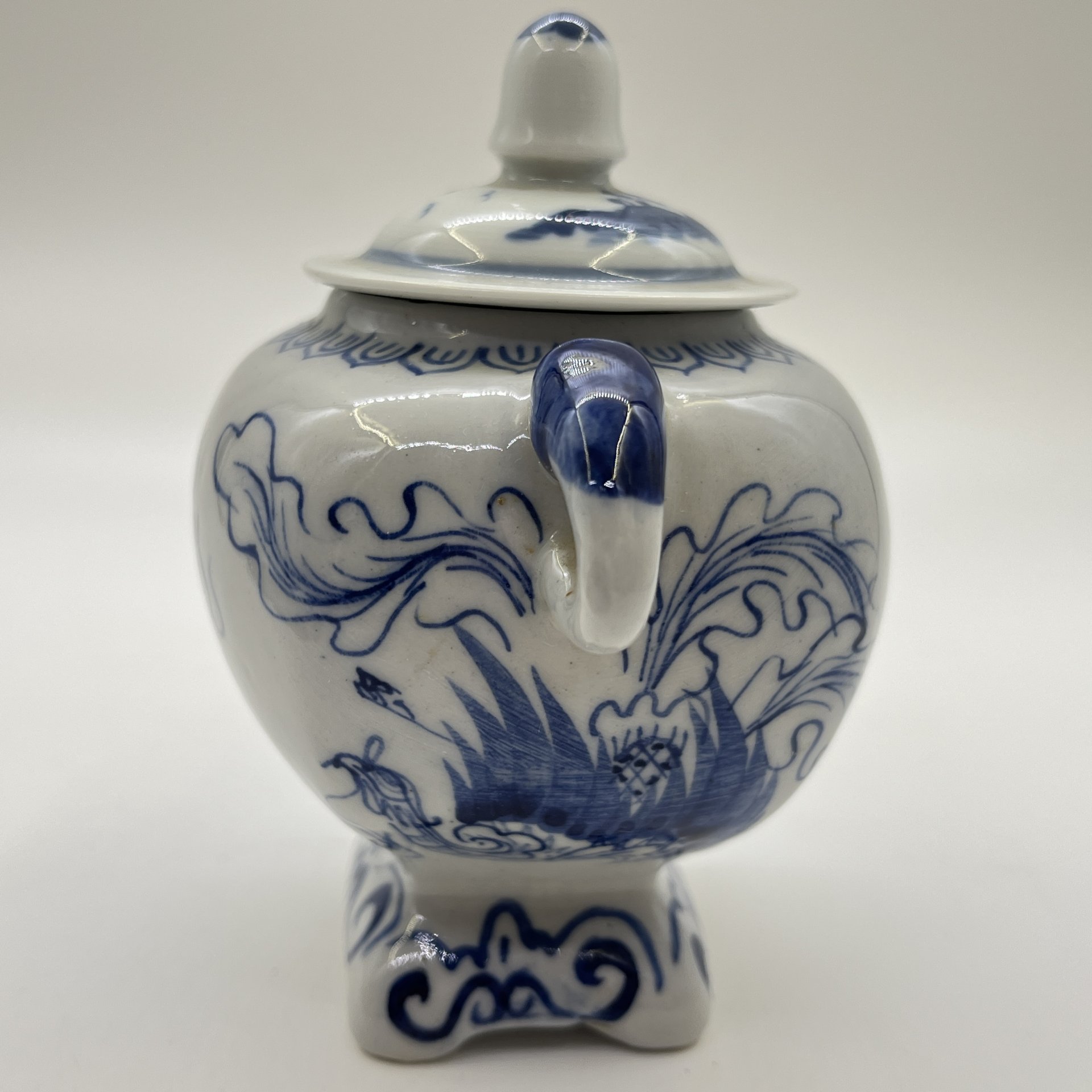 Чайница с изображением дракона (крышка в подборе!), фарфор, роспись, Китай, 1960-1980 гг.